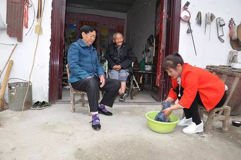 1545378448.jpg 1.jpg